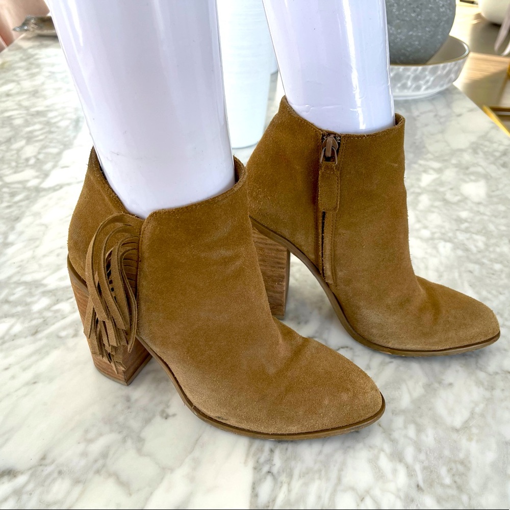 Beige senso suede booties